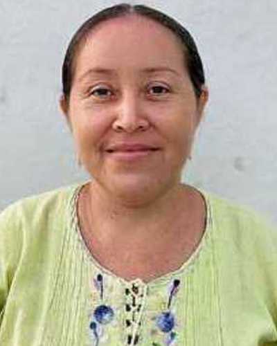 Kenia Nayrobi López-Herrera (Mayan)