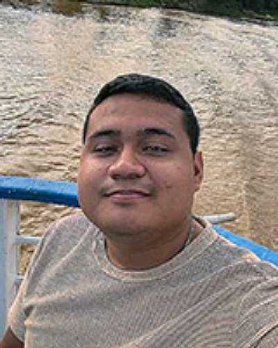 Tiago Assunção dos Santos  Farias